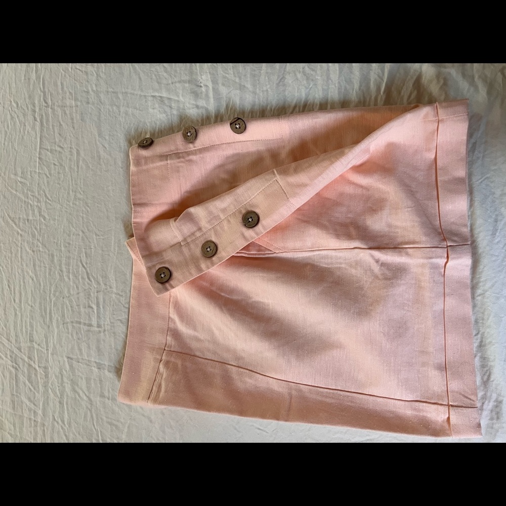 Venus Shorts - Picture 5 of 6